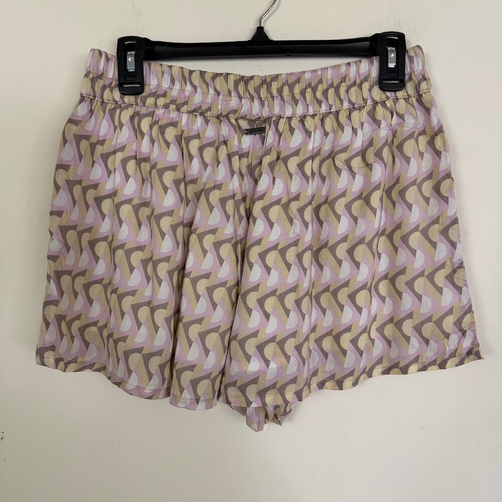 Prana Iguala Shorts In Willow Retro Geometric - Picture 7 of 12